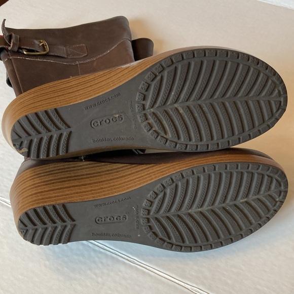 Crocs brown wedge boot size 8 - Picture 5 of 8